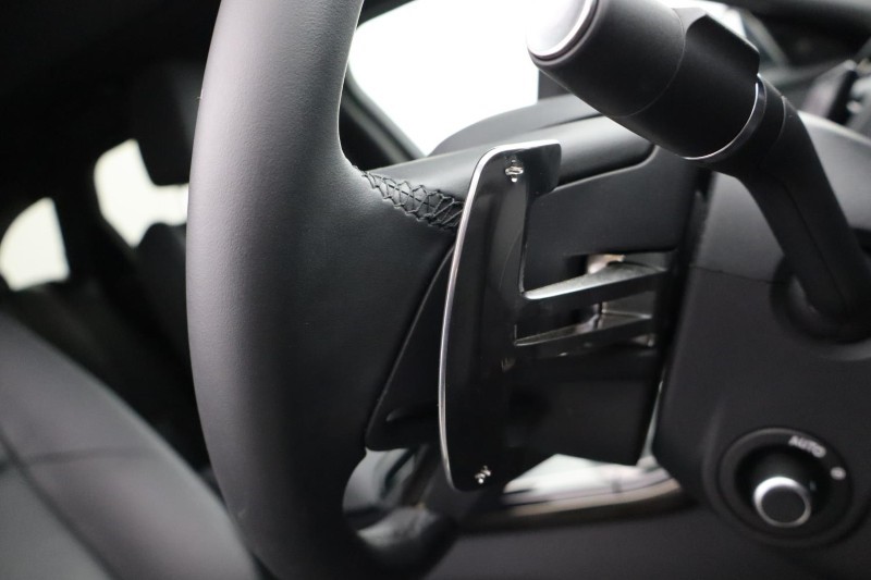 Used Land Rover Range Rover Velar 2025 for sale - 76981408: Photo 27