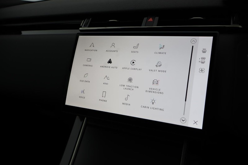 Used Land Rover Range Rover Velar 2025 for sale - 76981408: Photo 29