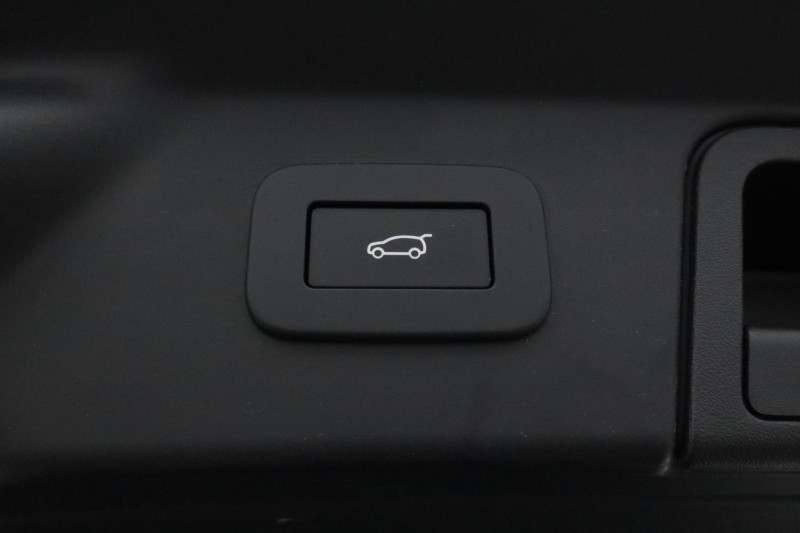 Used Land Rover Range Rover Velar 2025 for sale - 76981408: Photo 44