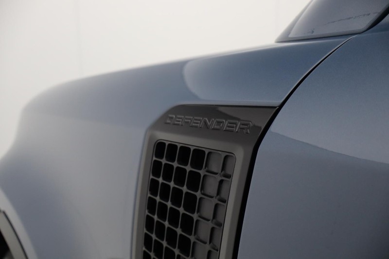 Used Land Rover Defender 2025 for sale - 77888376: Photo 20