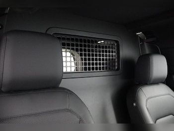 Used Land Rover Defender 2025 for sale - 77888376: Photo