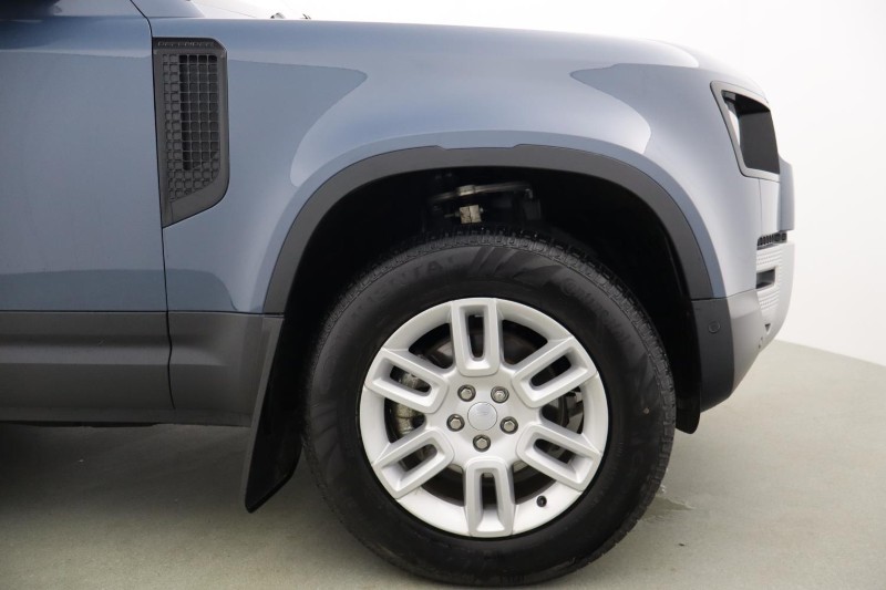 Used Land Rover Defender 2025 for sale - 77888376: Photo 8