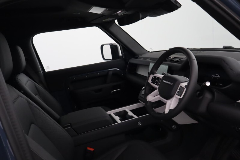 Used Land Rover Defender 2025 for sale - 77888376: Photo 9