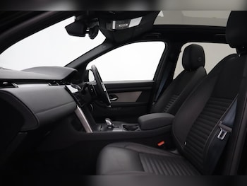 Used Land Rover Discovery Sport 2025 for sale - 79087910: Photo