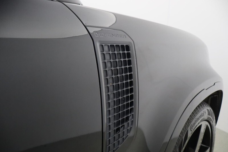 Used Land Rover Defender 2021 for sale - 78175989: Photo 21