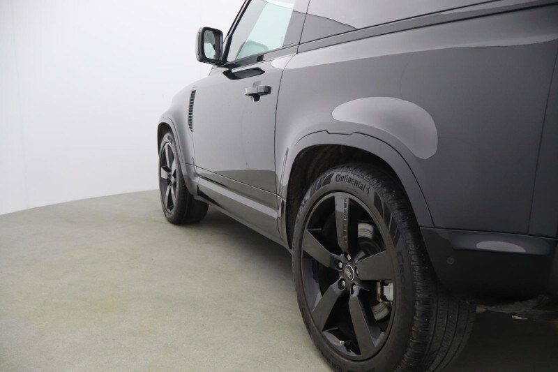 Used Land Rover Defender 2021 for sale - 78175989: Photo 24