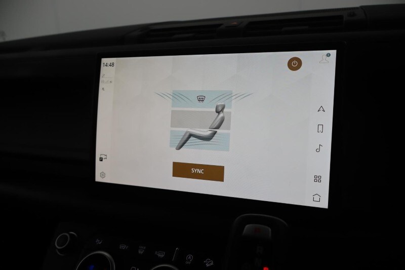 Used Land Rover Defender 2021 for sale - 78175989: Photo 37