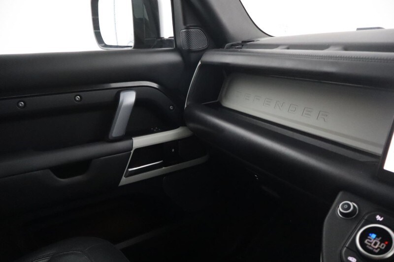 Used Land Rover Defender 2021 for sale - 78175989: Photo 46