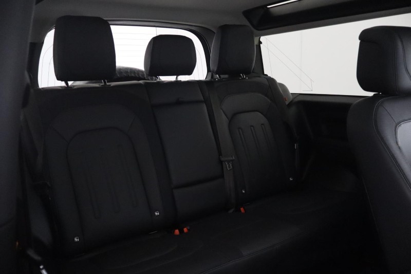 Used Land Rover Defender 2021 for sale - 78175989: Photo 5