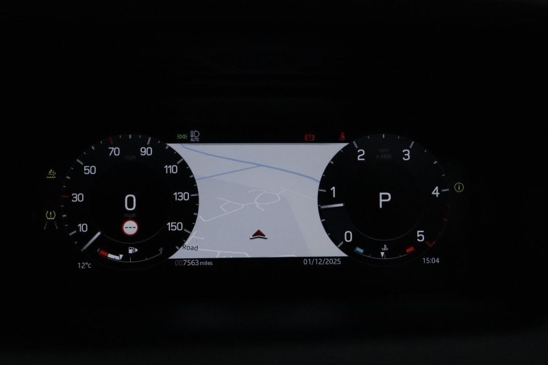 Used Land Rover Discovery Sport 2025 for sale - 76981430: Photo 16