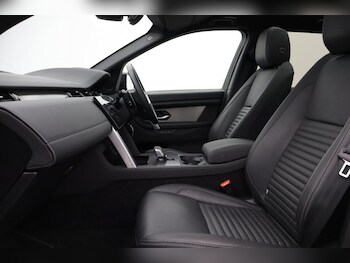 Used Land Rover Discovery Sport 2025 for sale - 76981430: Photo