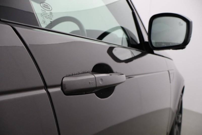 Used Land Rover Discovery 2023 for sale - 77888372: Photo 29