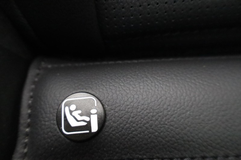 Used Land Rover Discovery 2023 for sale - 77888372: Photo 33