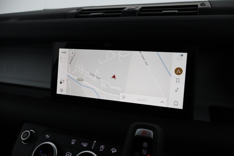 Used Land Rover Defender 2024 for sale - 78067154: Photo 11