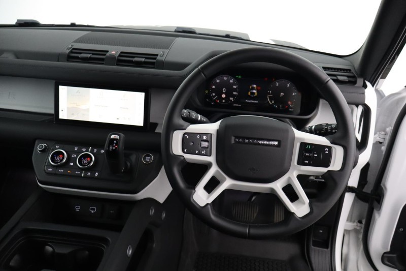 Used Land Rover Defender 2024 for sale - 78067154: Photo 15