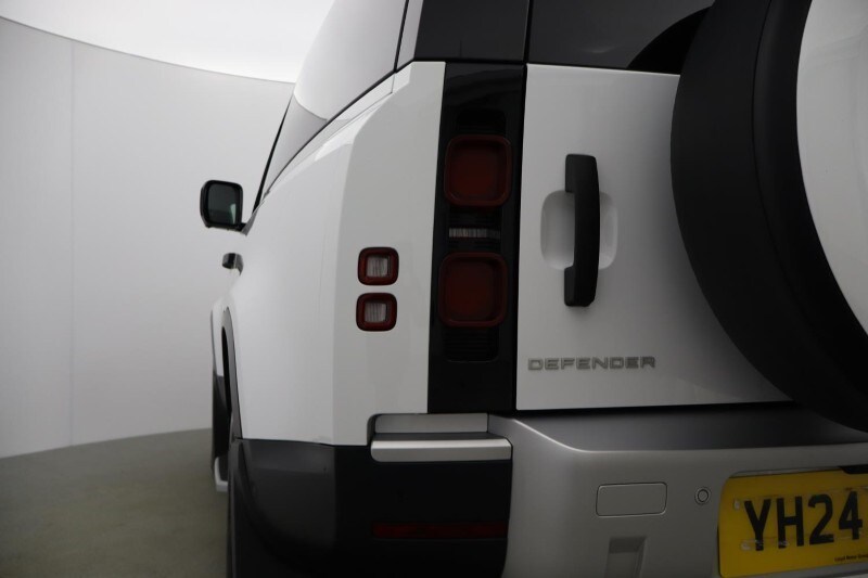 Used Land Rover Defender 2024 for sale - 78067154: Photo 19