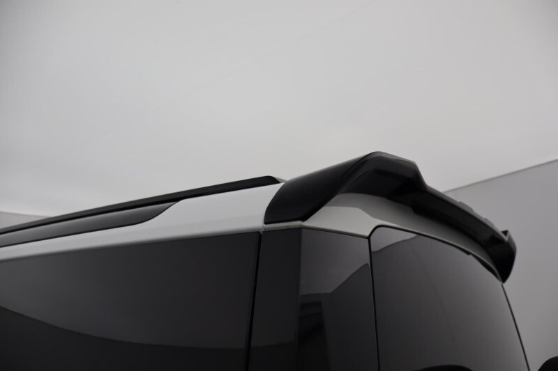 Used Land Rover Defender 2024 for sale - 78067154: Photo 31