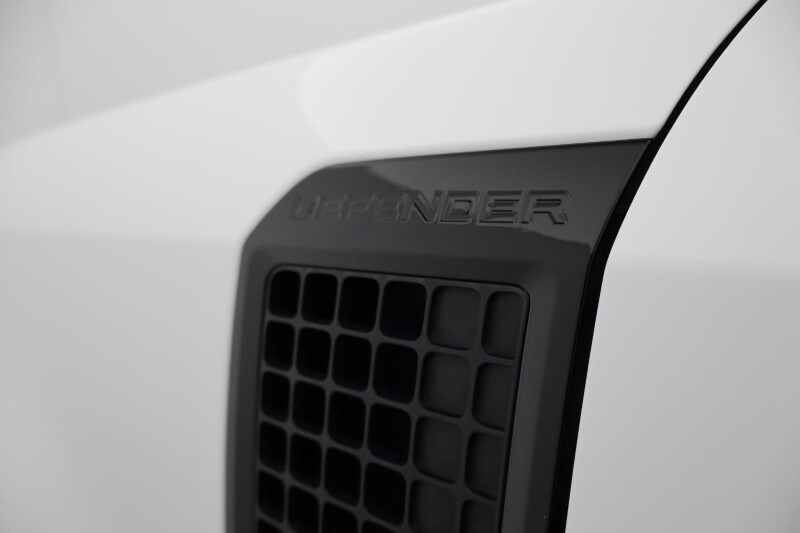 Used Land Rover Defender 2024 for sale - 78067154: Photo 33