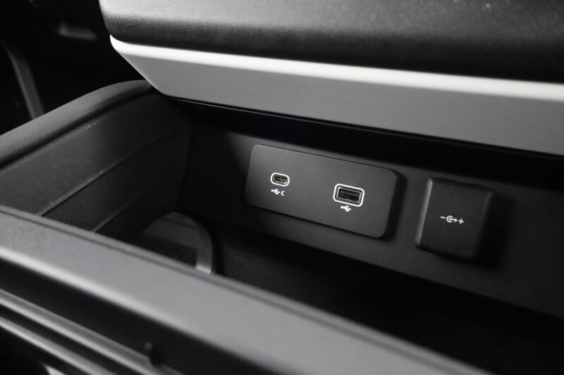 Used Land Rover Defender 2024 for sale - 78067154: Photo 50