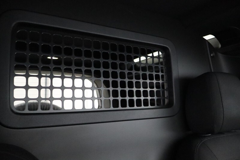 Used Land Rover Defender 2024 for sale - 78067154: Photo 51