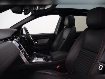 Used Land Rover Discovery Sport 2022 for sale - 77973640: Photo