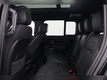 Used Land Rover Defender 2023 for sale - 79295545: Photo
