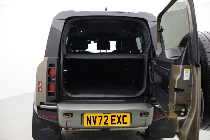 Used Land Rover Defender 2022 for sale - 76981068: Photo 10