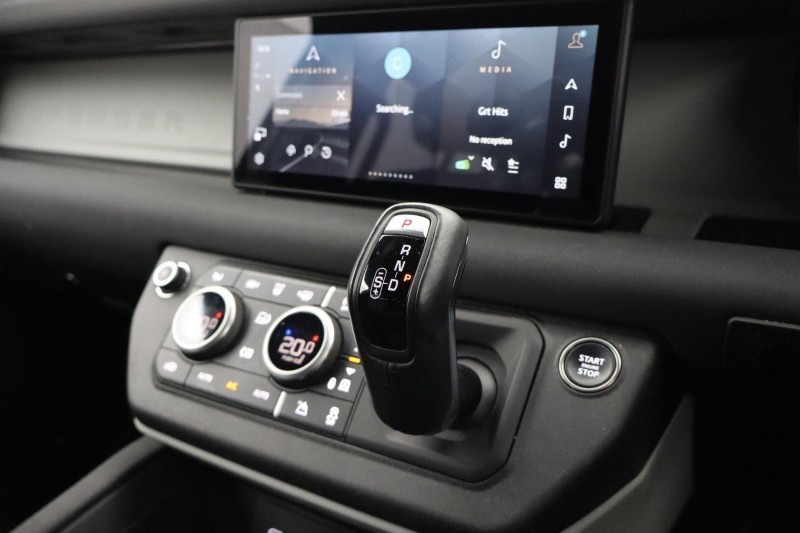 Used Land Rover Defender 2022 for sale - 76981068: Photo 13