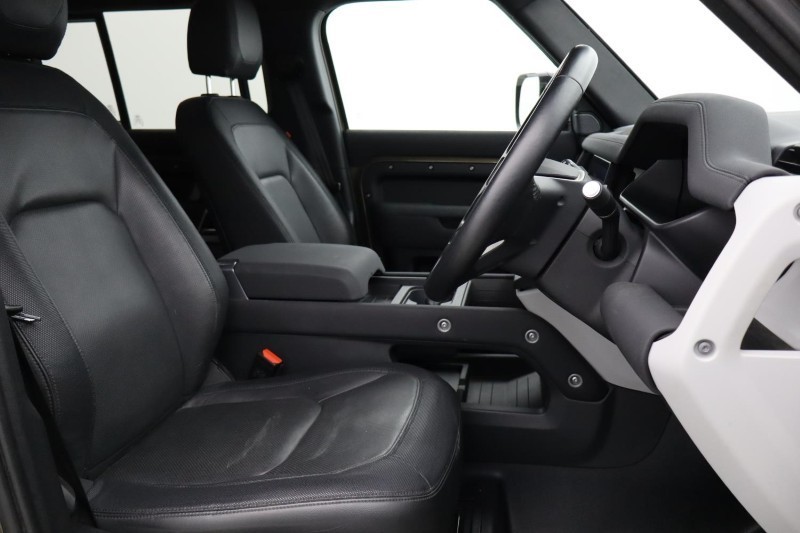 Used Land Rover Defender 2022 for sale - 76981068: Photo 38