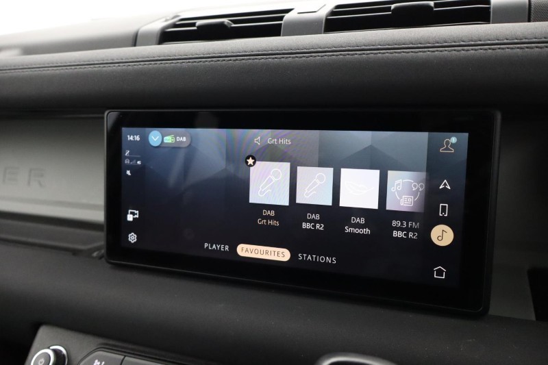 Used Land Rover Defender 2022 for sale - 76981068: Photo 41