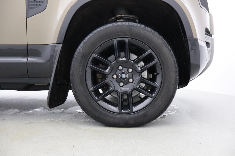 Used Land Rover Defender 2022 for sale - 76981068: Photo 8