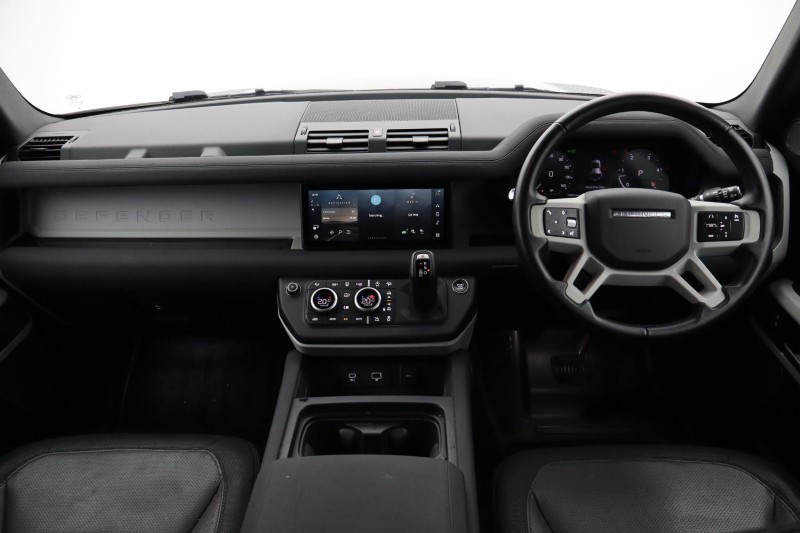 Used Land Rover Defender 2022 for sale - 76981068: Photo 9