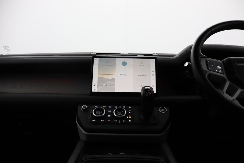 Used Land Rover Defender 2022 for sale - 77116198: Photo 14