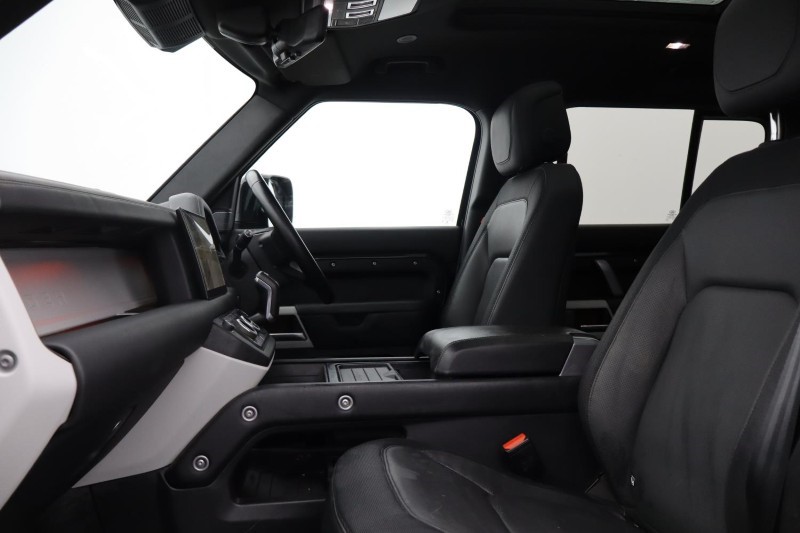 Used Land Rover Defender 2022 for sale - 77116198: Photo 3