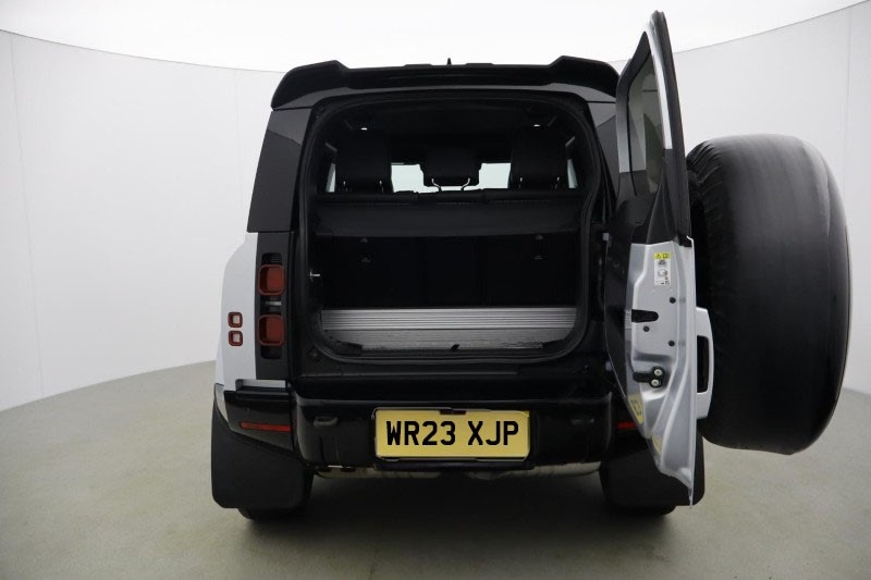 Used Land Rover Defender 2023 for sale - 78067148: Photo 10