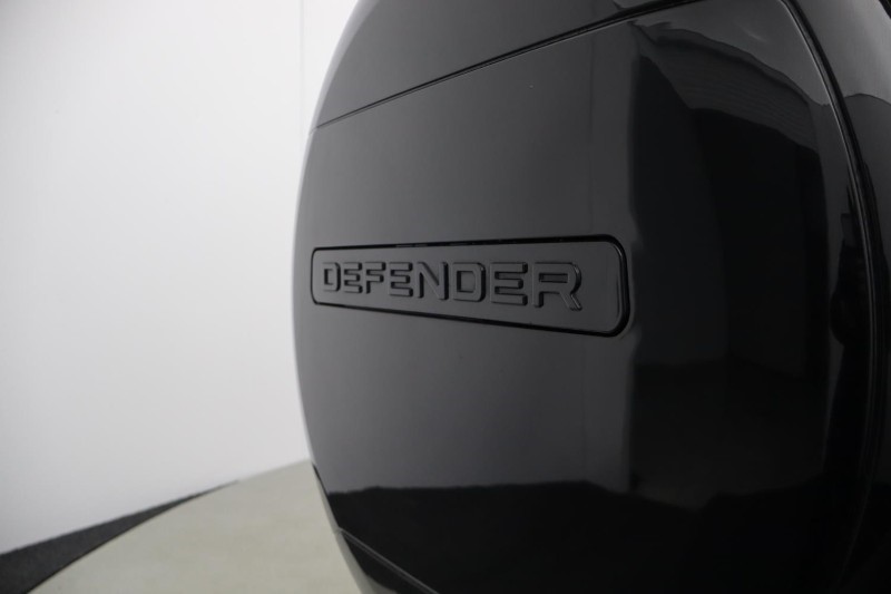 Used Land Rover Defender 2023 for sale - 78067148: Photo 25