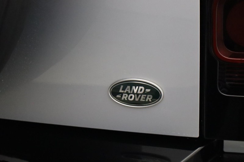 Used Land Rover Defender 2023 for sale - 78067148: Photo 26