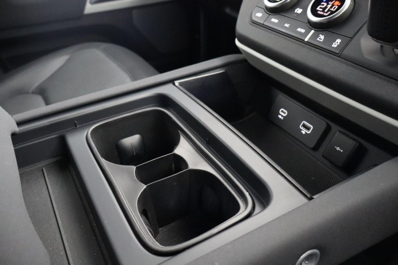 Used Land Rover Defender 2023 for sale - 78067148: Photo 48
