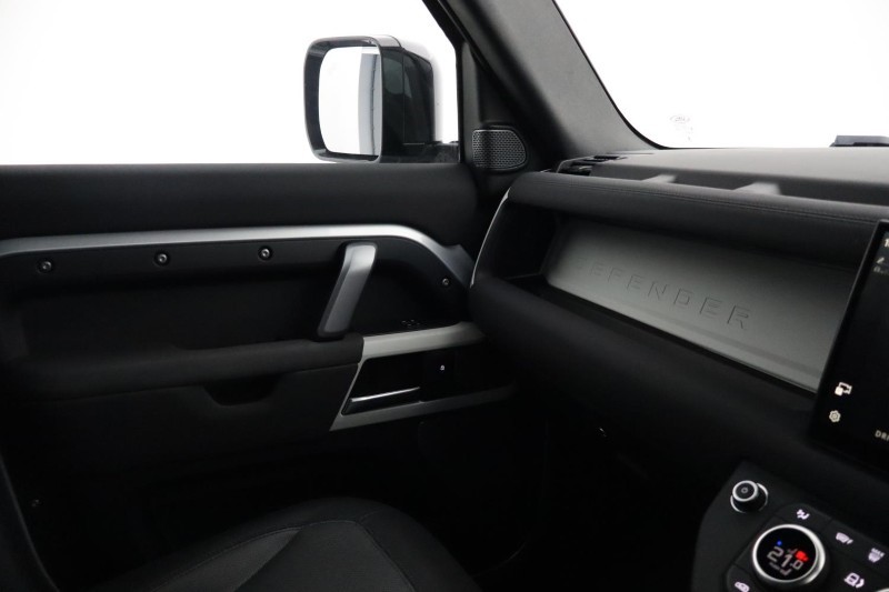 Used Land Rover Defender 2023 for sale - 78067148: Photo 55