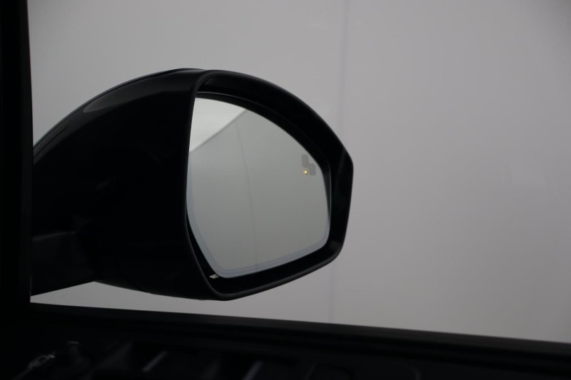 Used Land Rover Discovery Sport 2023 for sale - 77653308: Photo 59