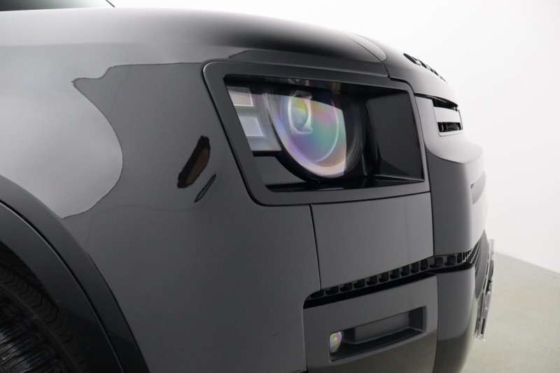 Used Land Rover Defender 2025 for sale - 77715020: Photo 17