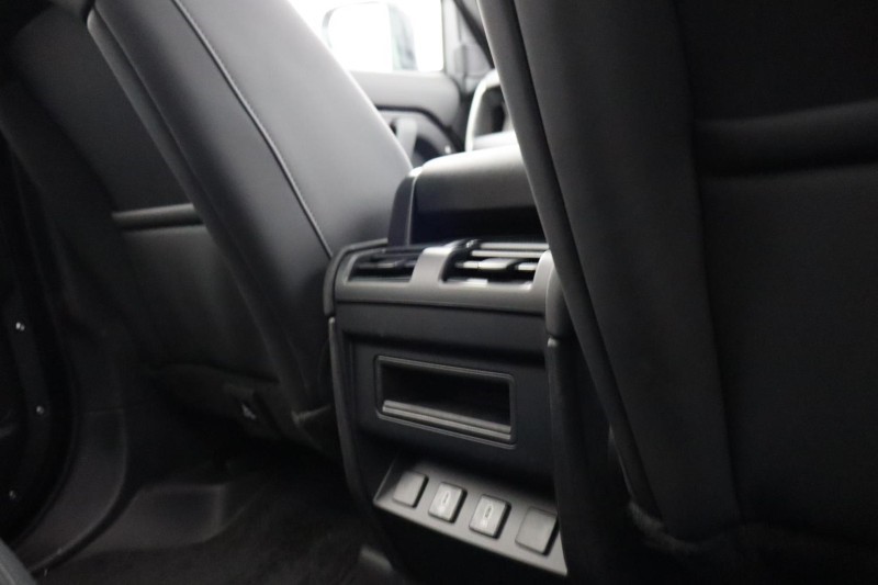 Used Land Rover Defender 2025 for sale - 77715020: Photo 18