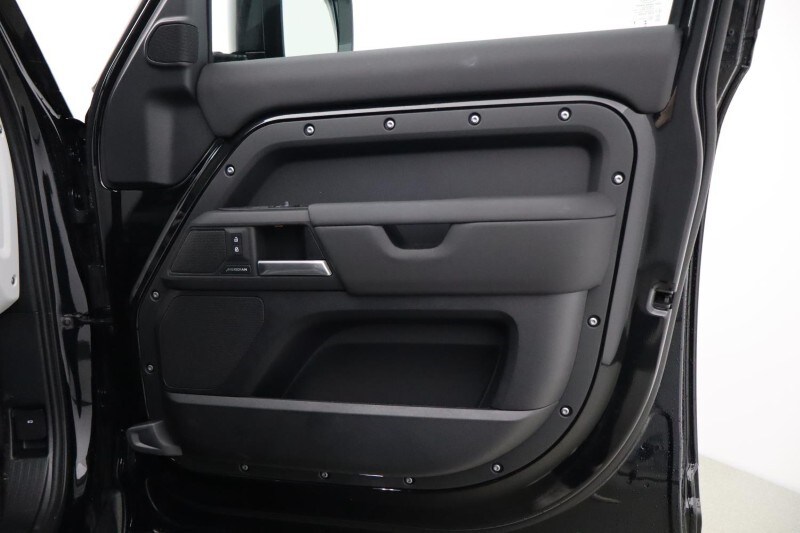 Used Land Rover Defender 2025 for sale - 77715020: Photo 41