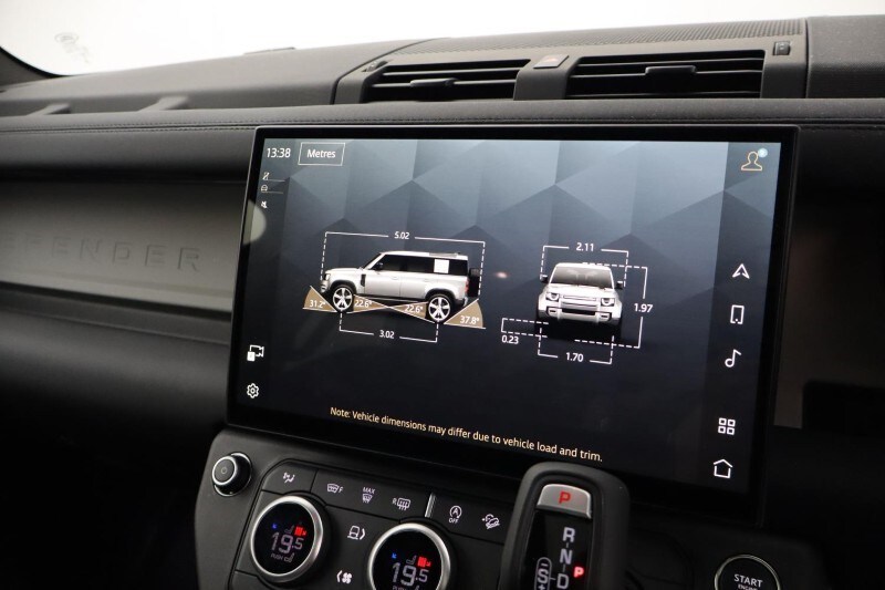 Used Land Rover Defender 2025 for sale - 77715020: Photo 47