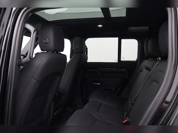 Used Land Rover Defender 2025 for sale - 77715020: Photo