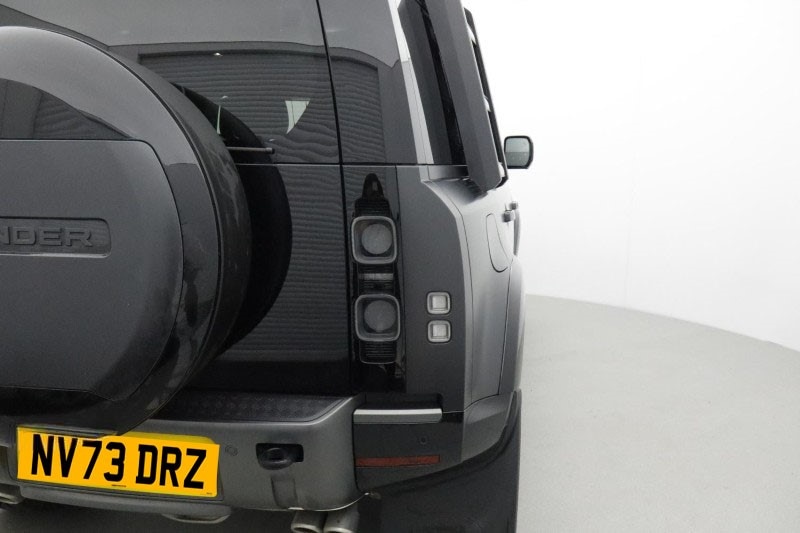 Used Land Rover Defender 2023 for sale - 76981809: Photo 19