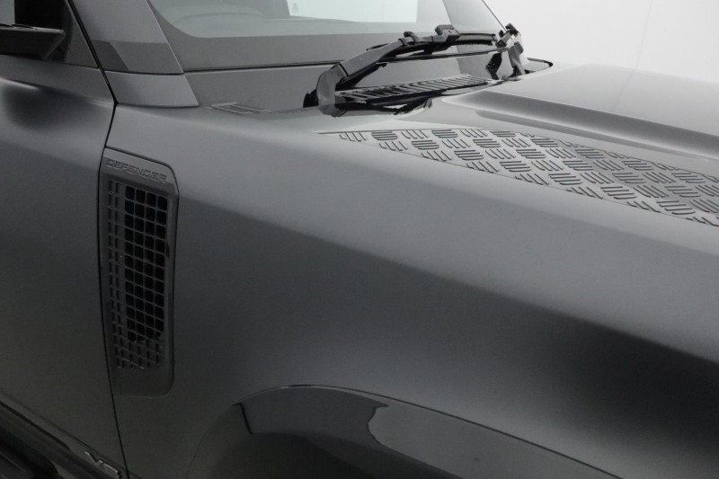 Used Land Rover Defender 2023 for sale - 76981809: Photo 20