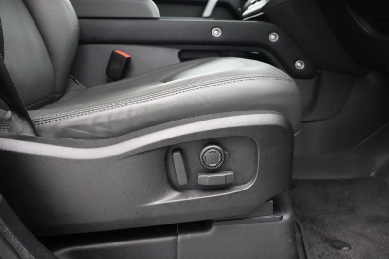 Used Land Rover Defender 2023 for sale - 76981809: Photo 23
