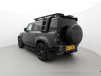Used Land Rover Defender 2023 for sale - 76981809: Photo