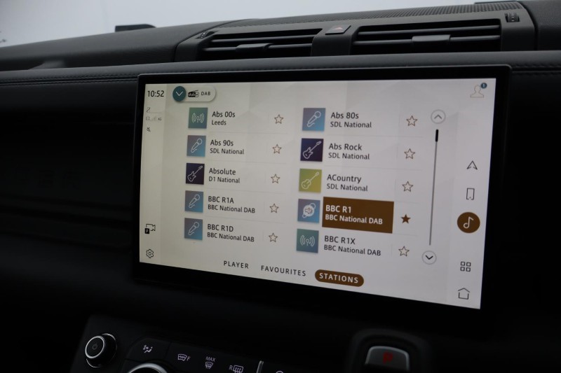 Used Land Rover Defender 2023 for sale - 76981809: Photo 33